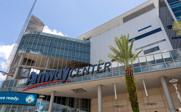 Looking for a job? Amway Center hosting job fair on Tuesday – WFTV Orlando