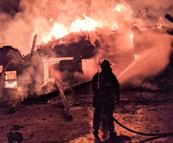 Fire rips through QW dairy farm barn killing 50 dairy cows – Belleville Intelligencer