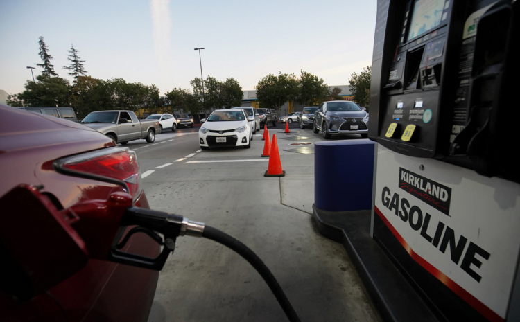 Here’s why gas is so cheap at Costco and Walmart – KSL NewsRadio