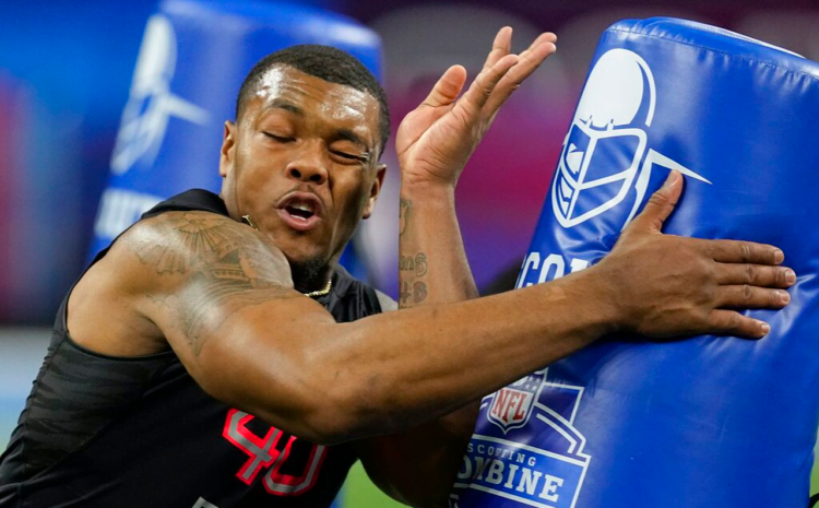 Detroit Lions reportedly hosting Georgia DL Travon Walker on pre-draft visit – MLive.com