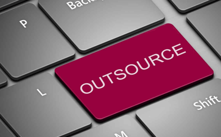 Expert Guide to Outsourcing Web Design Projects – EDM Chicago